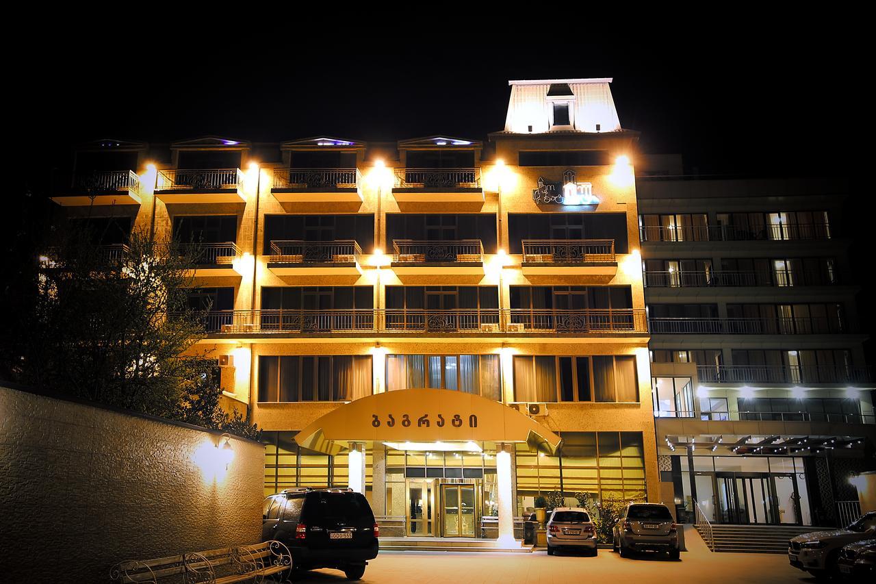 Bagrati 1003 Hotel Koetaisi Buitenkant foto